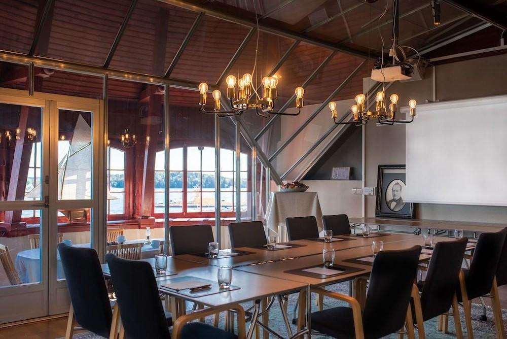 Waxholms Hotell Vaxholm Extérieur photo
